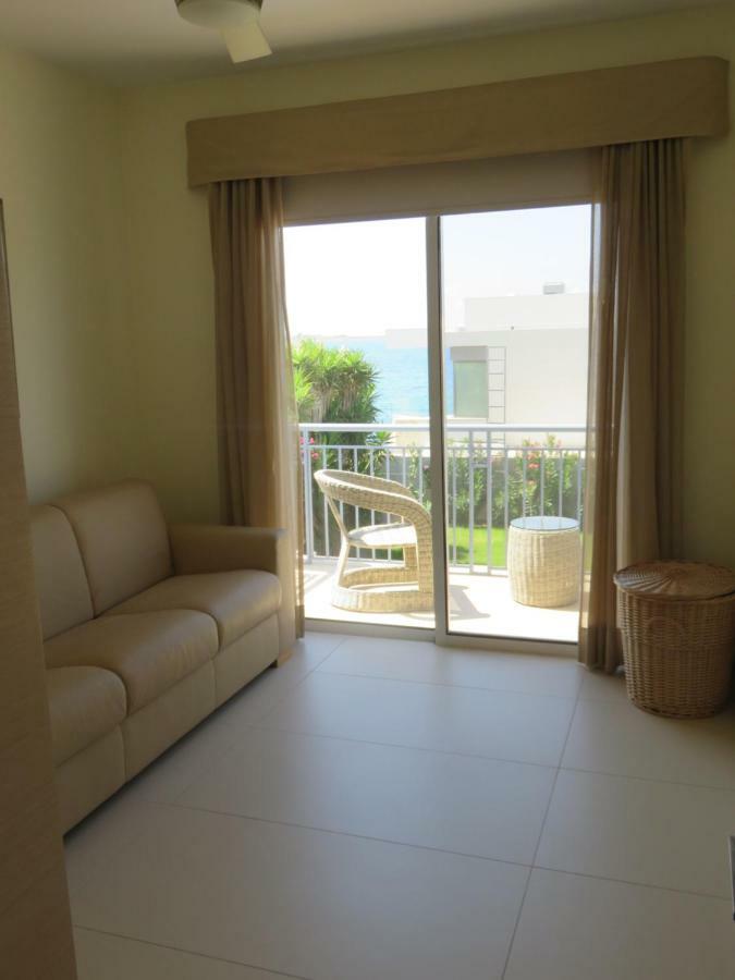 Villa Victoria Paphos Luaran gambar